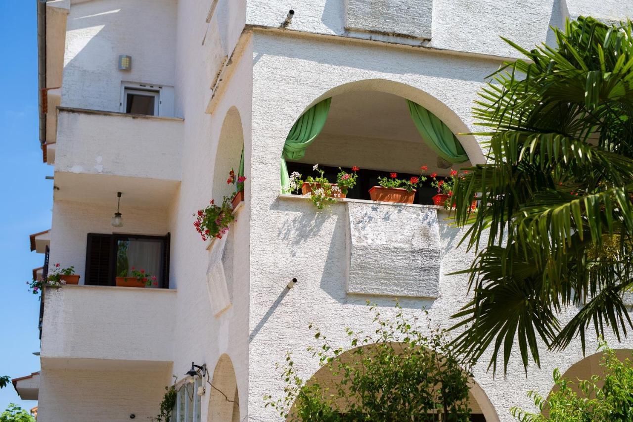 Apartman Mihael Malinska Bagian luar foto