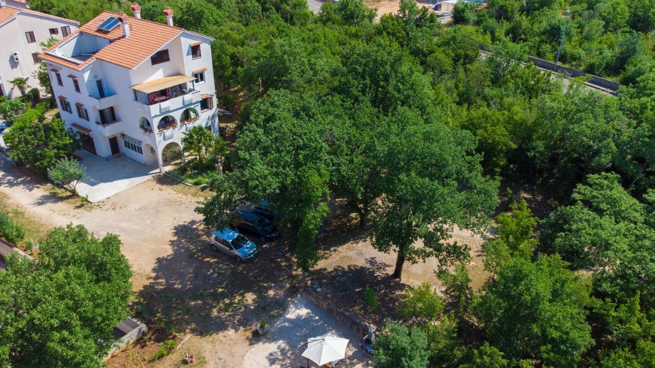 Apartman Mihael Malinska Bagian luar foto