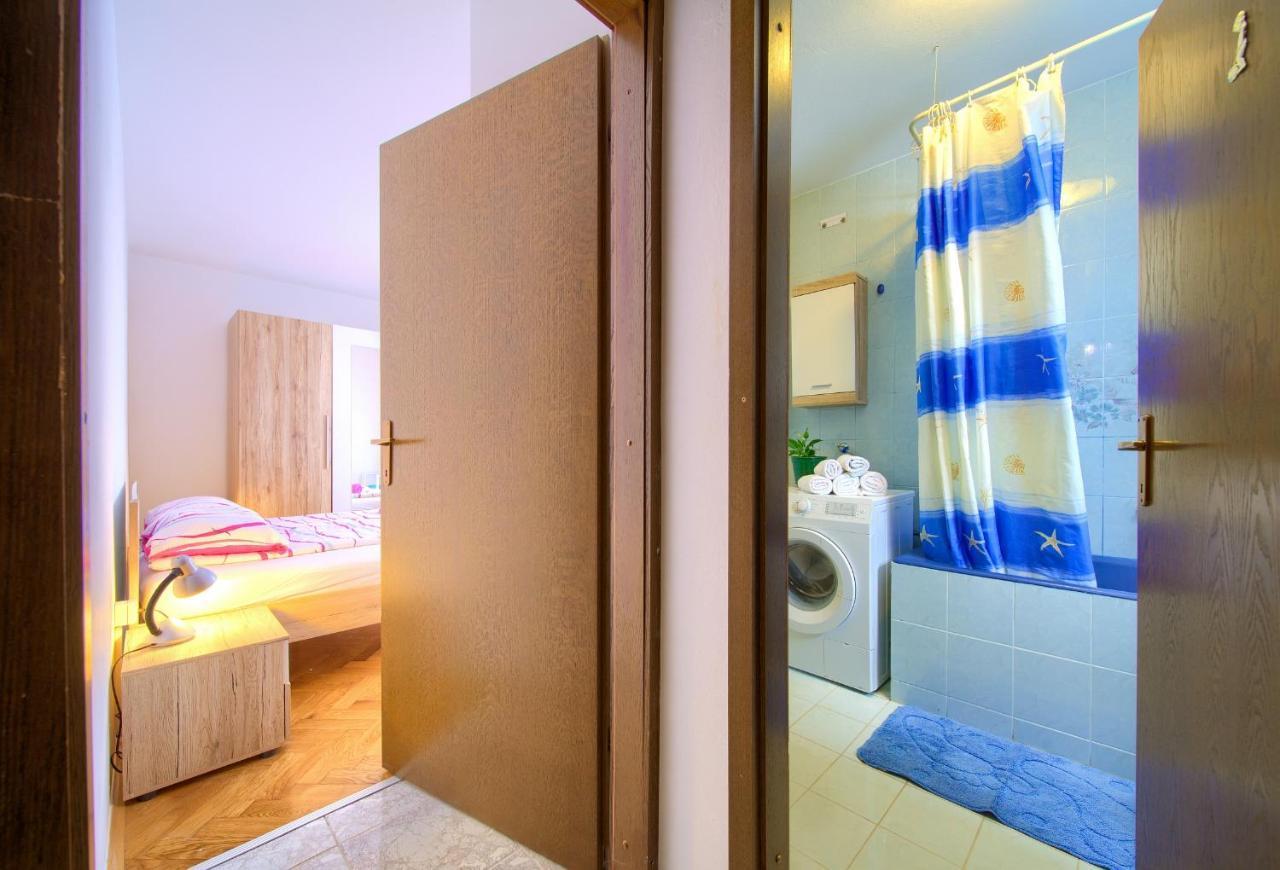 Apartman Mihael Malinska Bagian luar foto