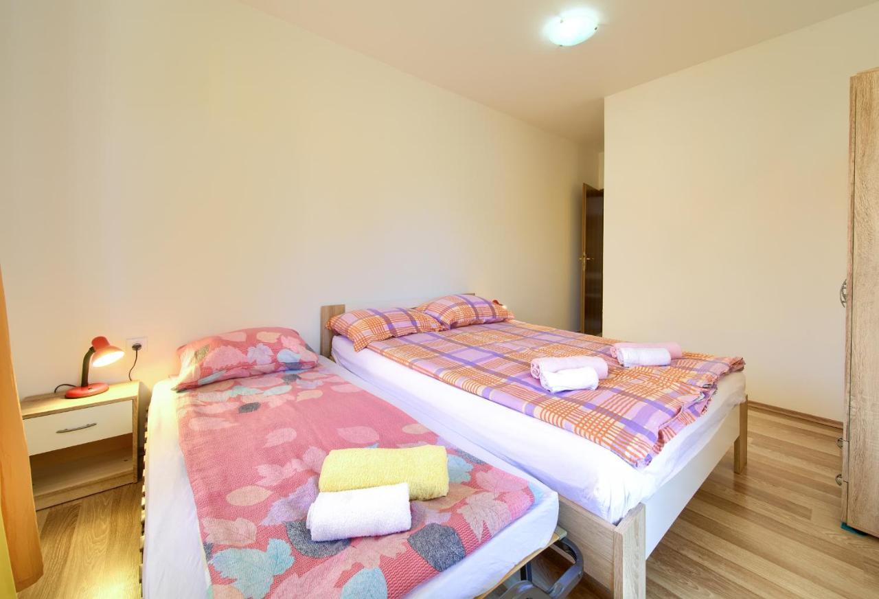 Apartman Mihael Malinska Bagian luar foto