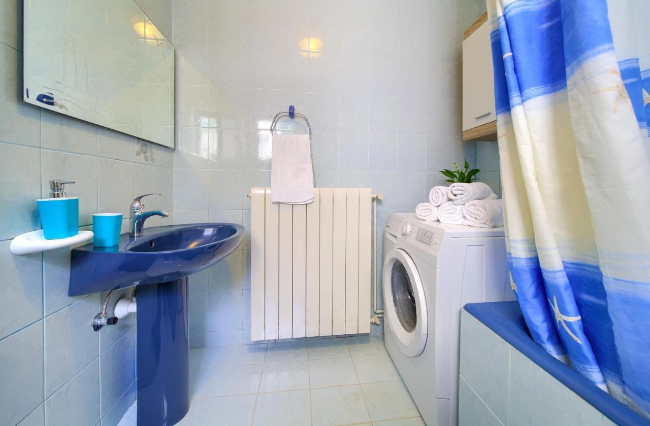 Apartman Mihael Malinska Bagian luar foto